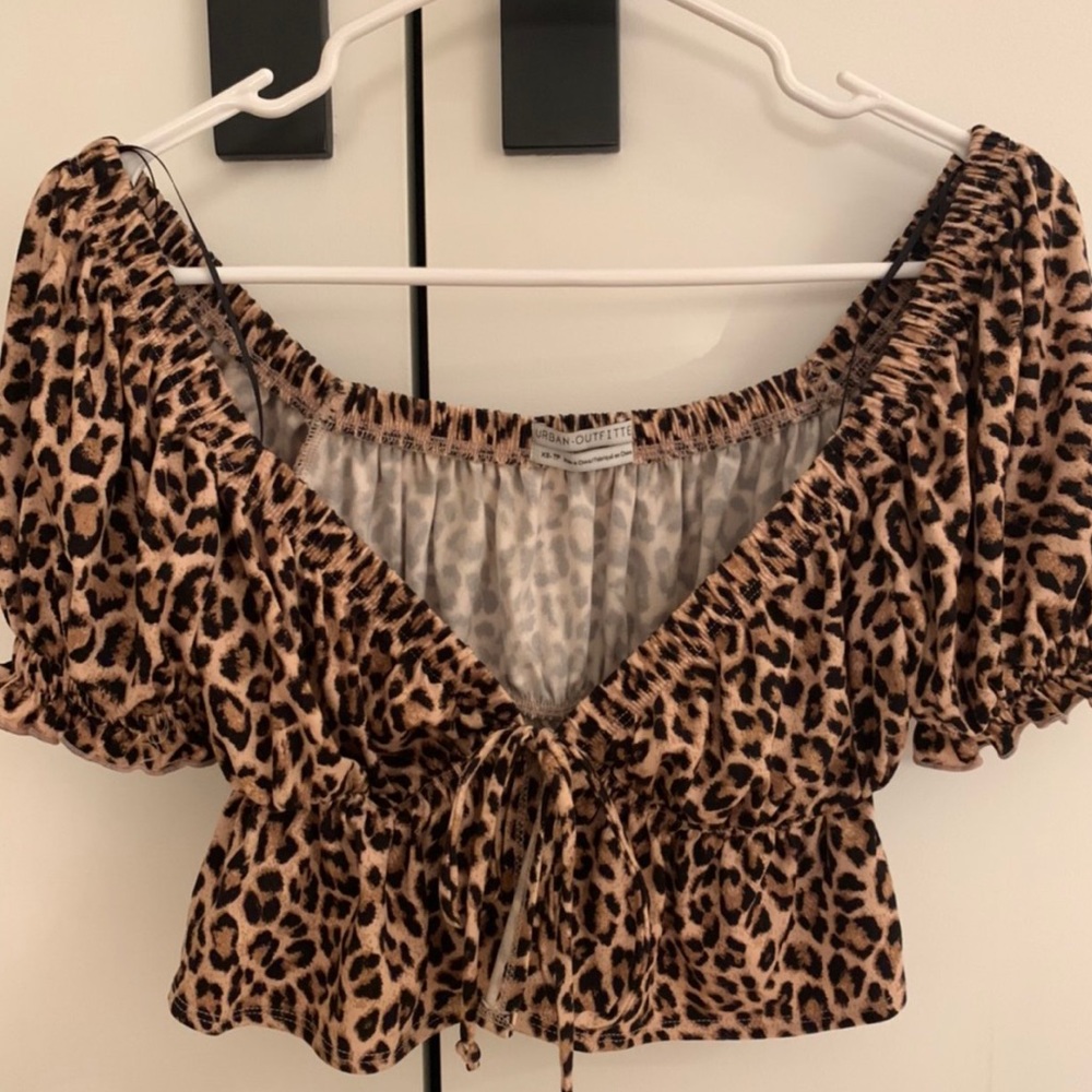 Urban outfitters cheetah print crop top